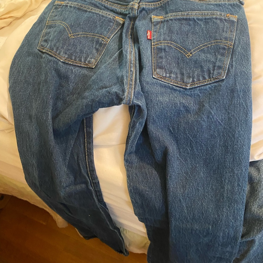 Levi's Dark Blue Straight-Leg Jeans with Tan Patch - Picture 2 of 3